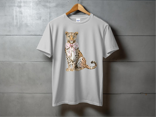 Stylish T-shirt with Adorable Leopard Print product type