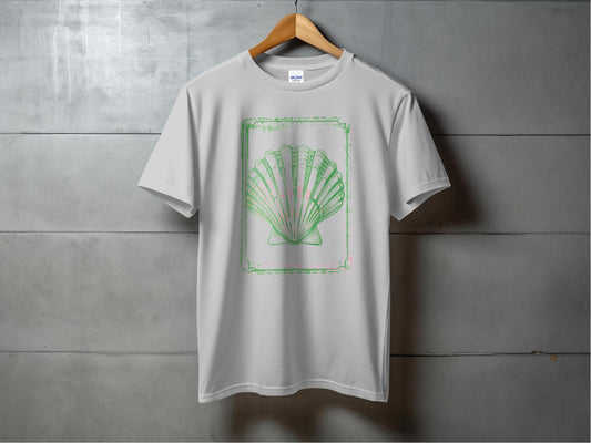 Stylish Seashell Graphic T Shirt fashion product type