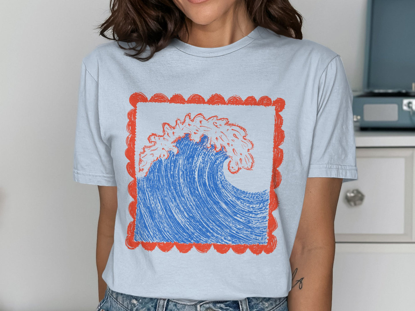 Retro Wave Print Women's T-Shirt Casual Top product