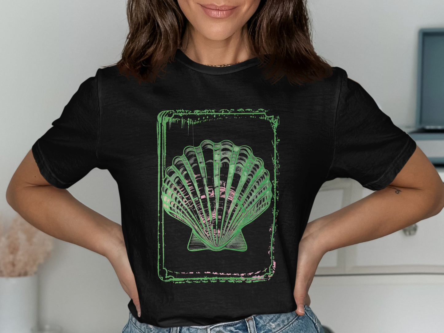 Vintage Green Shell Graphic Tee product type