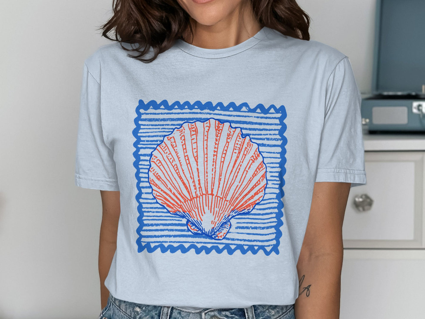 Blue and White Shell Graphic Design T-shirt product type