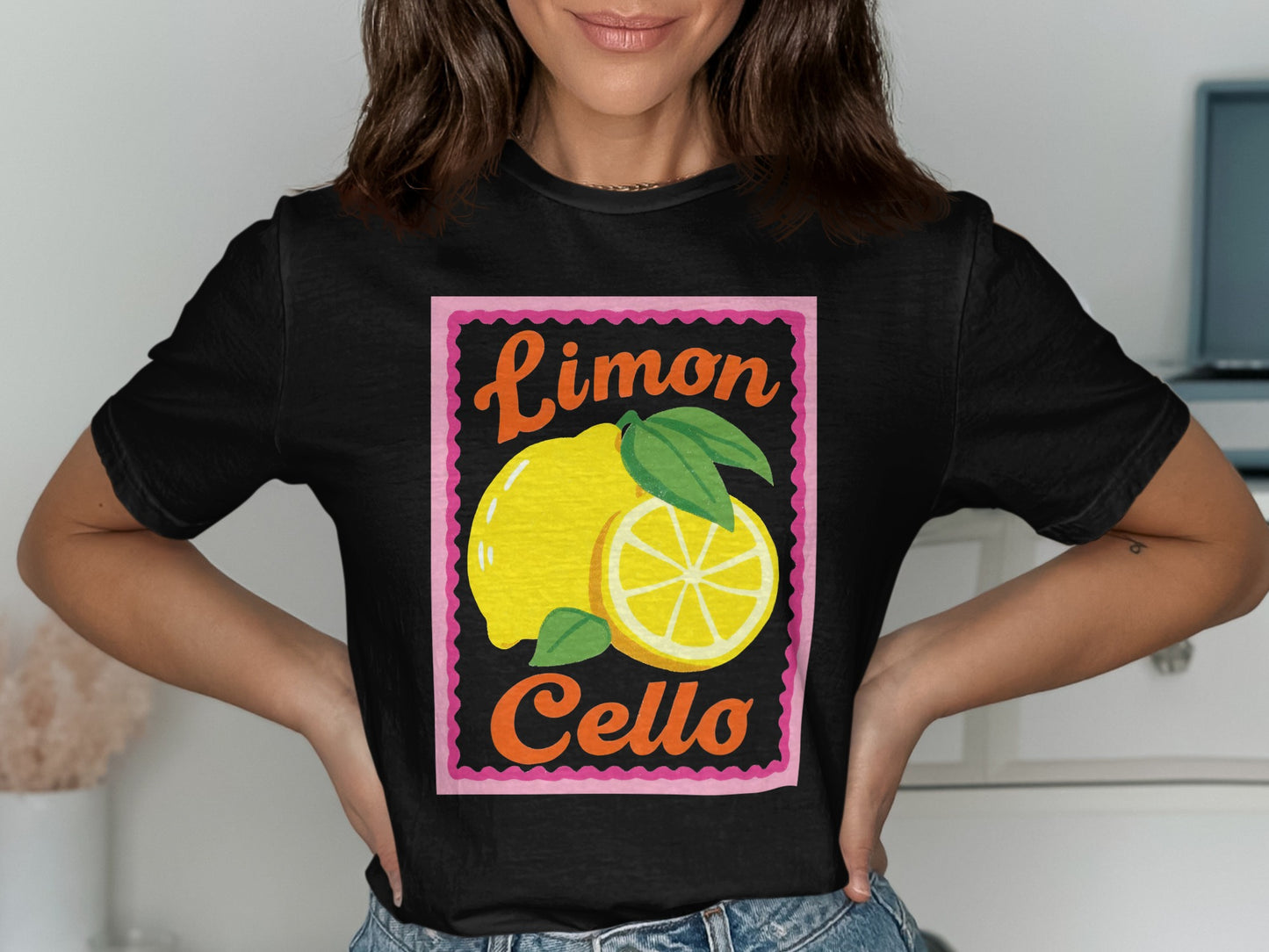 Black t-shirt with a stamp design featuring a lemon and the text "Limoncello".