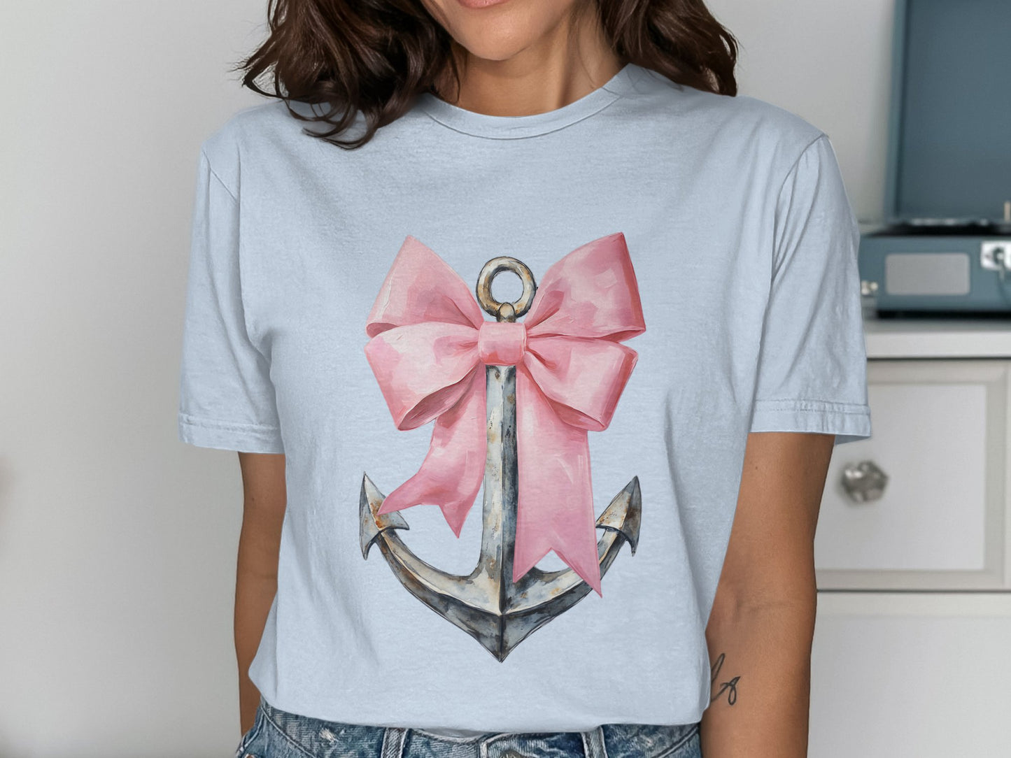 Stylish Anchor Design with Pink Bow Graphic T-shirt