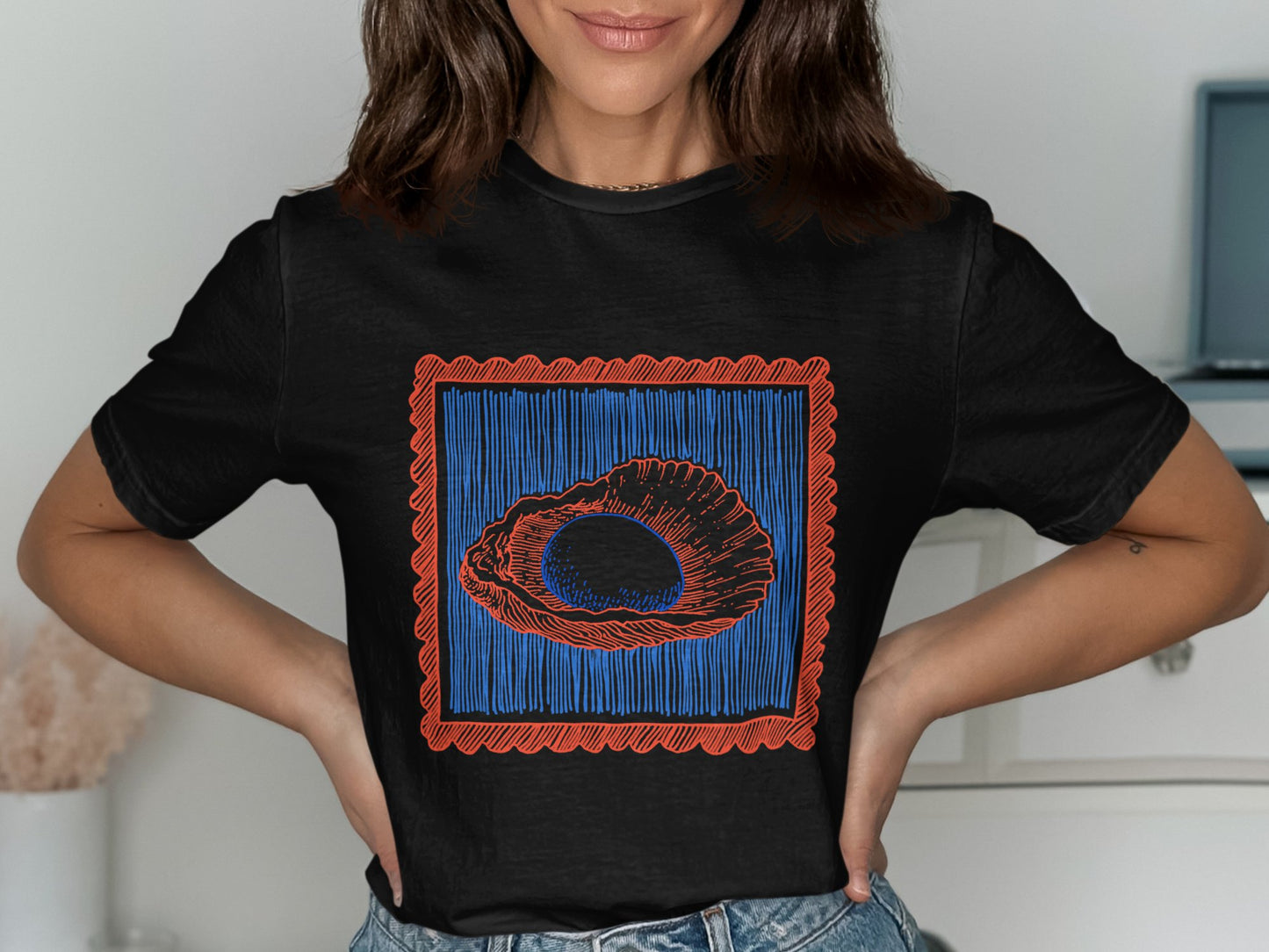 Modern Abstract Art Seashell Print T-shirt product