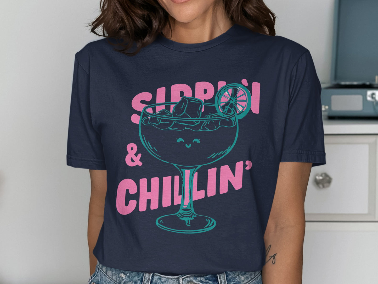 T-shirt with pink text "Sippin' & Chillin'" and a smiling margarita glass.