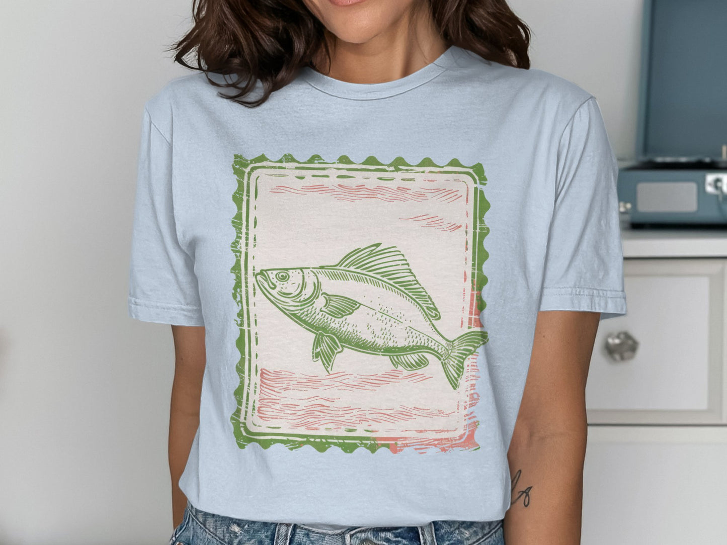 Stylish Fish Print Graphic T-shirt Casual product type