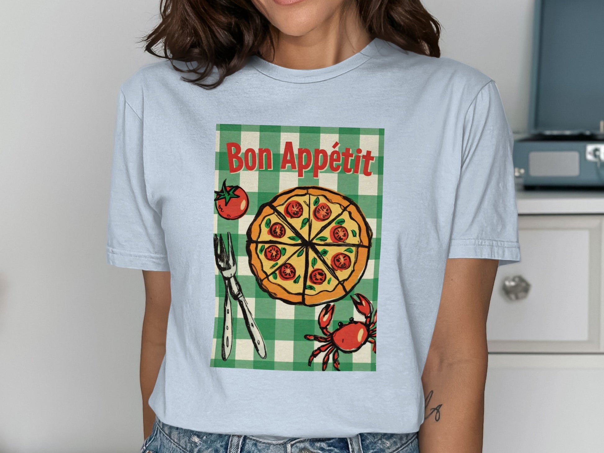 T-shirt with Bon Appétit pizza, tomato, fork, and crab graphic.