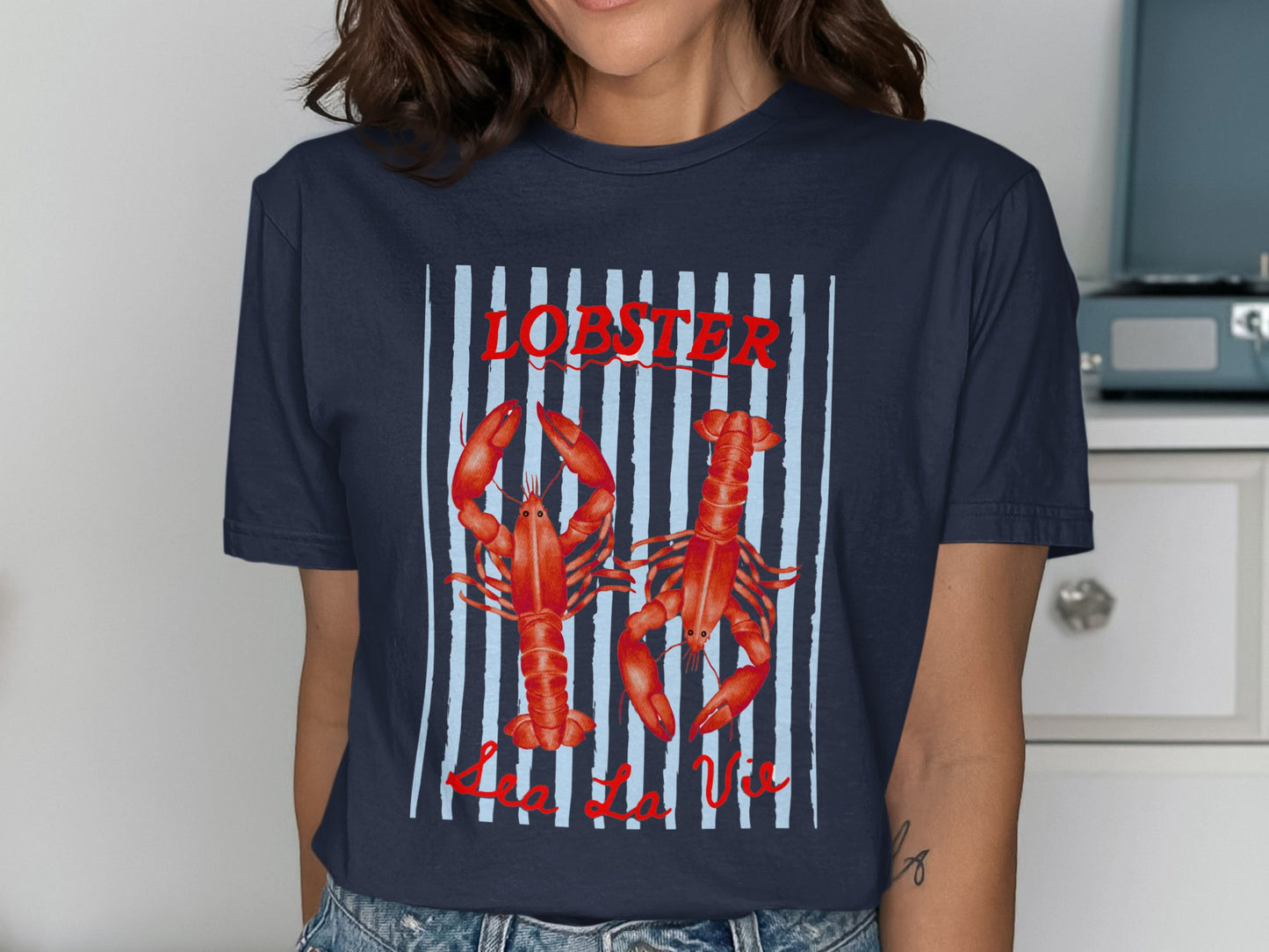 Unique Lobster Sea La Vie Graphic T-Shirt product type