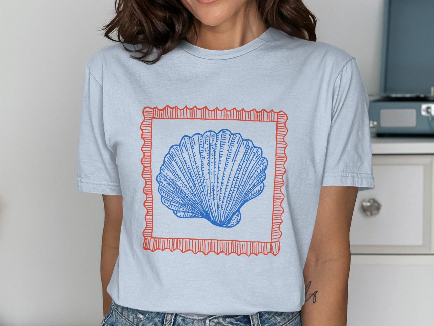 Elegant Seashell Graphic Womens T-Shirt product type