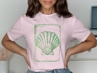 Green Shell Design Graphic T-Shirt product type