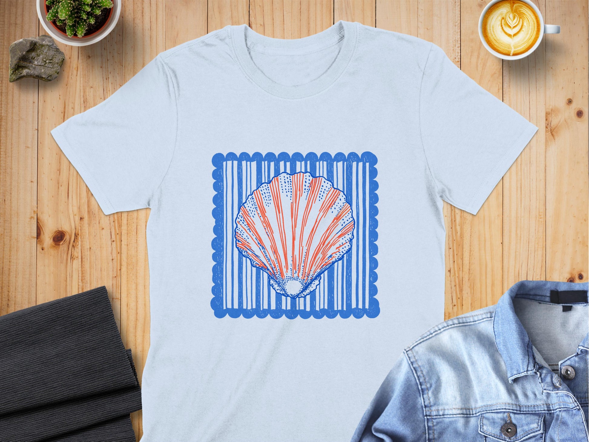 Stylish Seashell Design Graphic T-Shirt Comfortable product