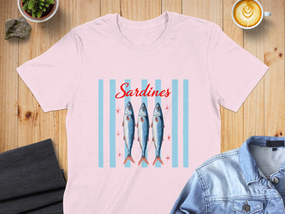 Pink t-shirt with three sardines and red stripes.